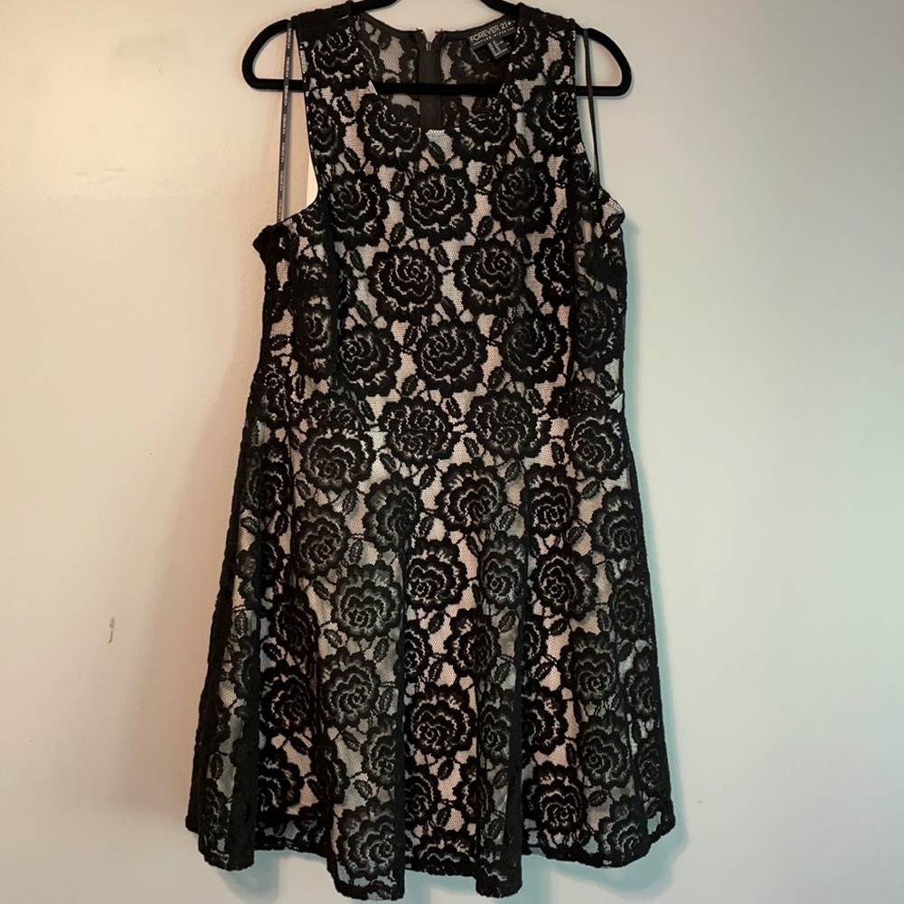 Black lace Forever 21 dress